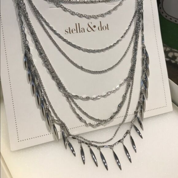 stella & dot ~ lindsay silver layering necklace - Picture 4 of 7